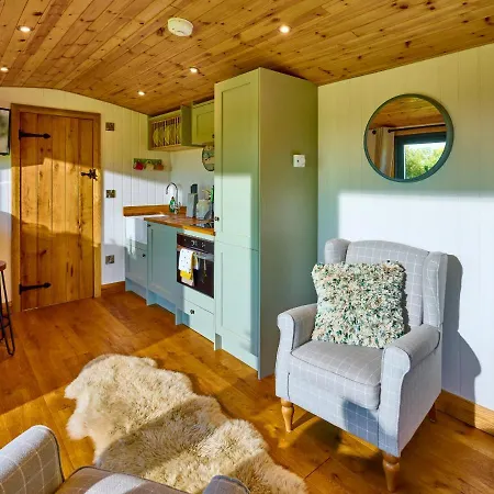 Abberley Shepherds Hut - Ockeridge Rural Retreats Wichenford Exterior photo
