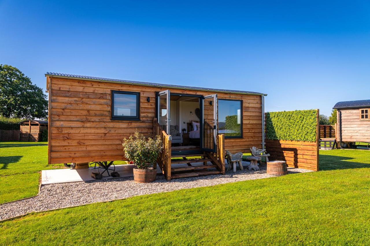 Abberley Shepherds Hut - Ockeridge Rural Retreats Campsite