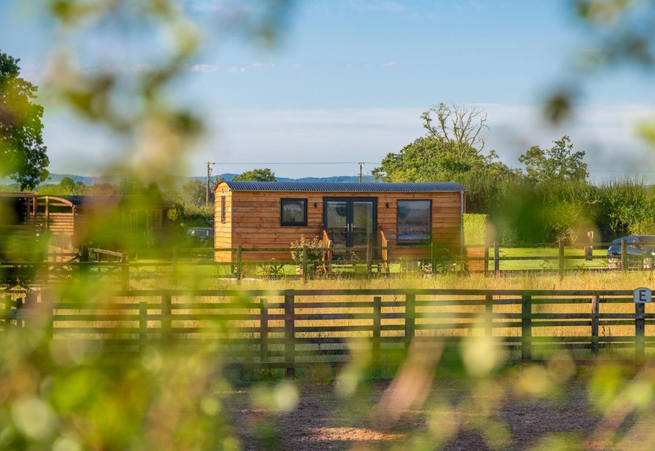 Abberley Shepherds Hut - Ockeridge Rural Retreats Campsite *